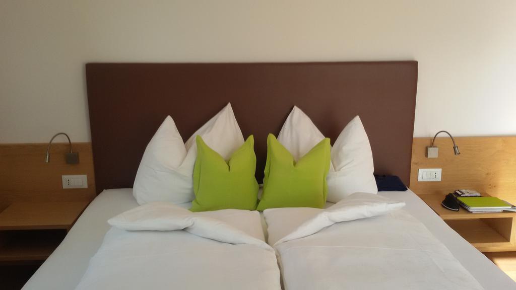 Hotel Garni Raffein Lana Exterior foto